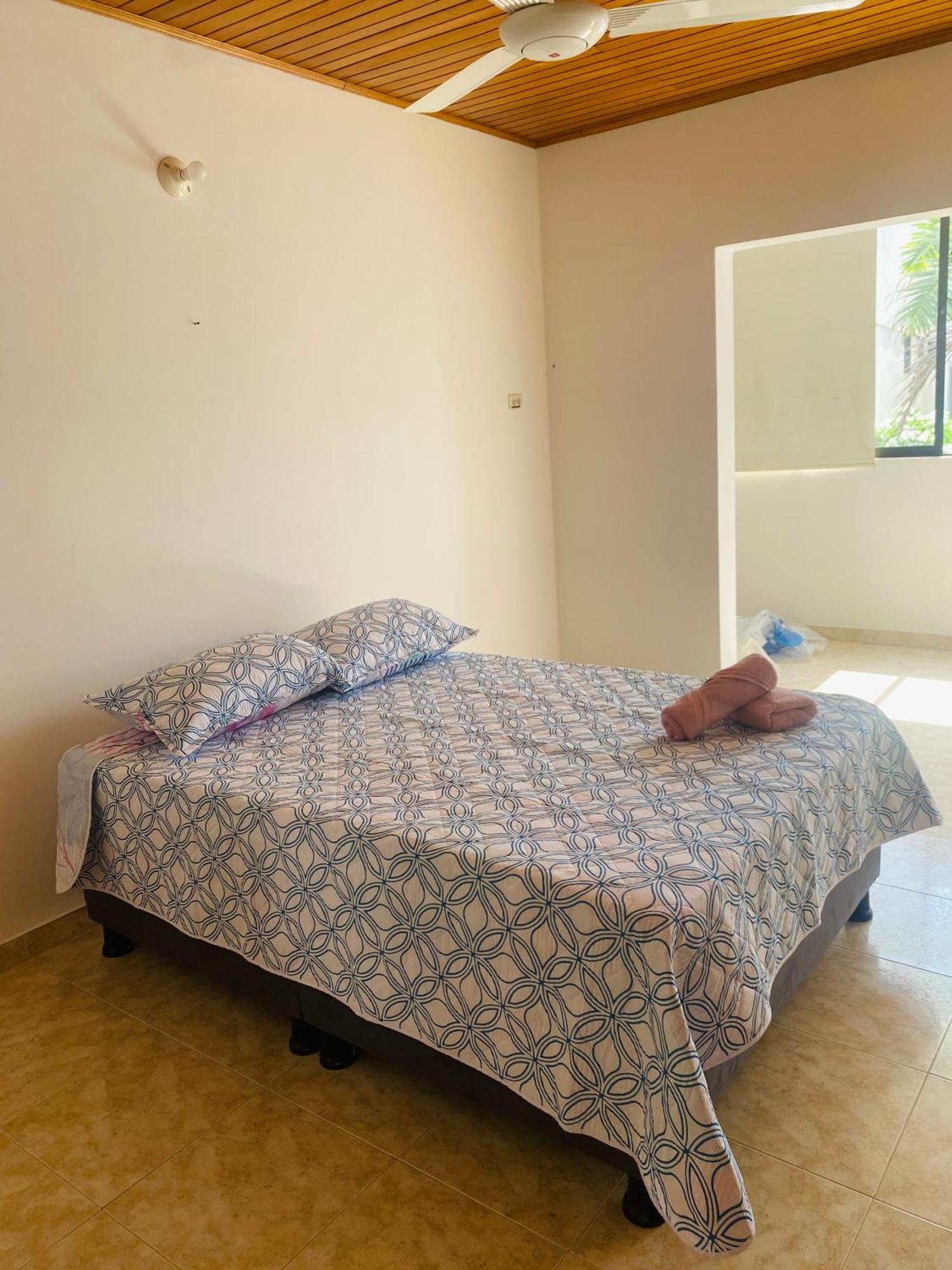 Hostel Cerca Al Centro Historico Картахена Экстерьер фото