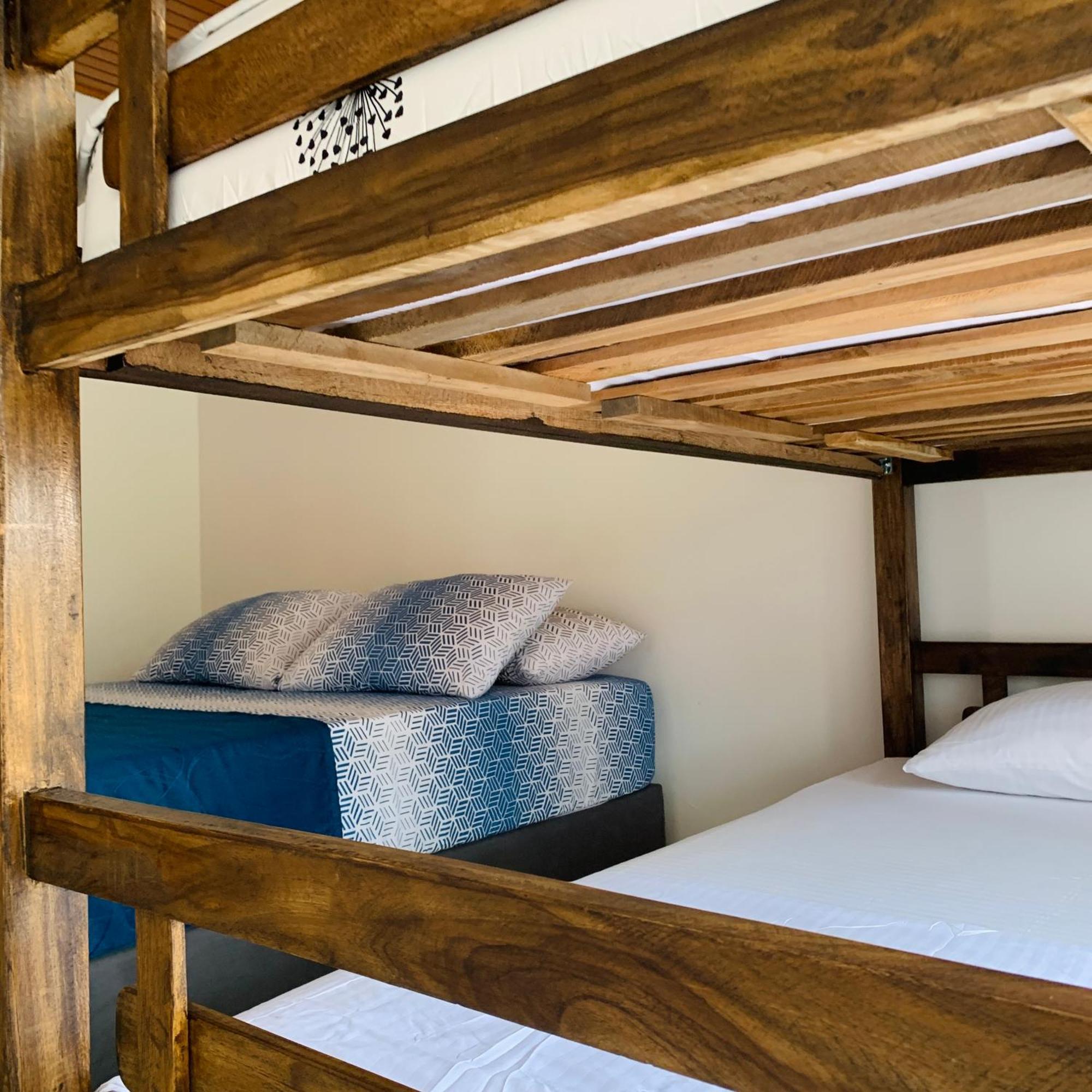 Hostel Cerca Al Centro Historico Картахена Экстерьер фото